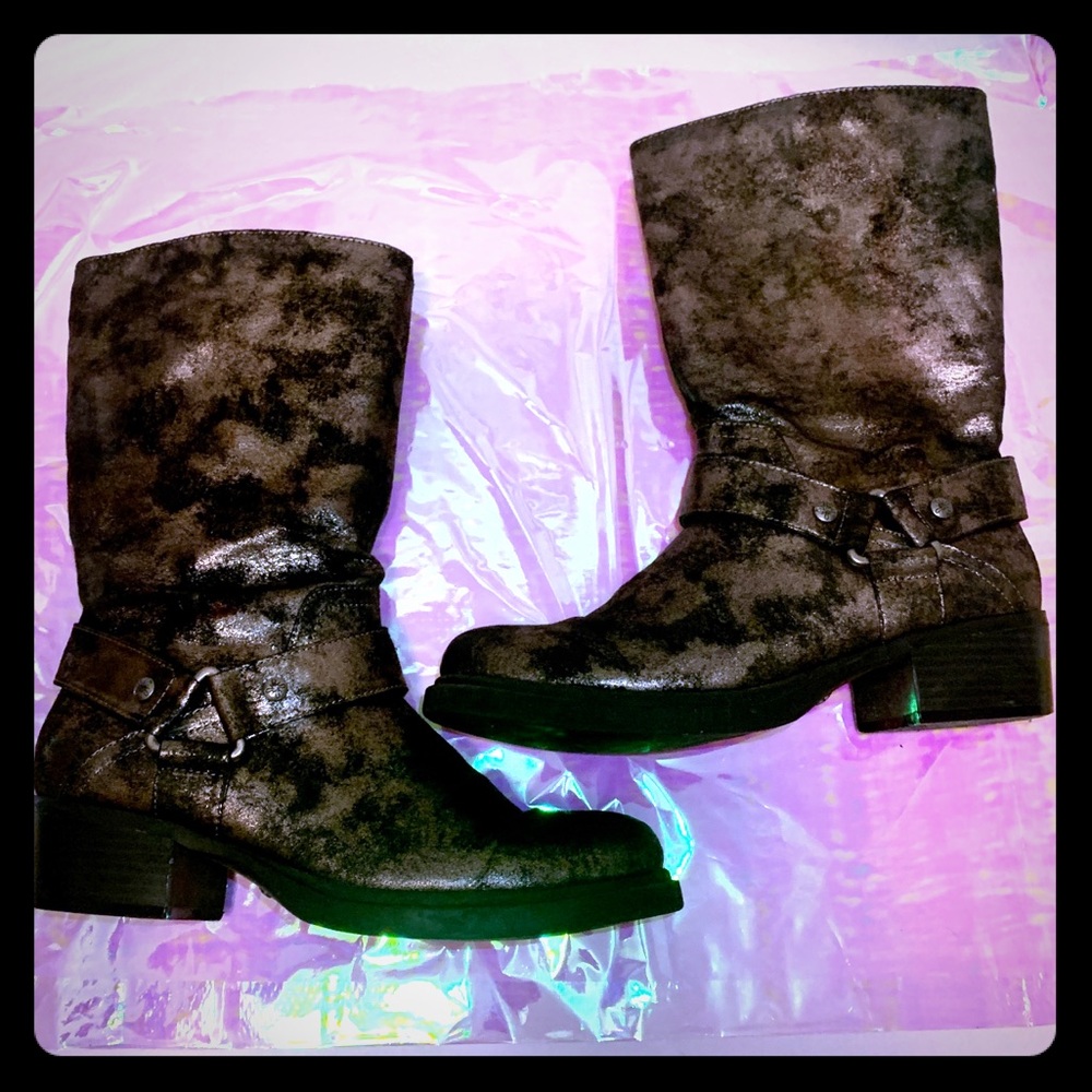 Simply Vera Wang moto boots Silver finish